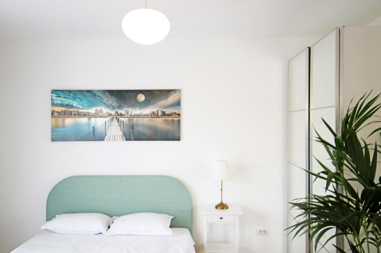 Nicolae Caramfil Apartment Bukares Bagian luar foto