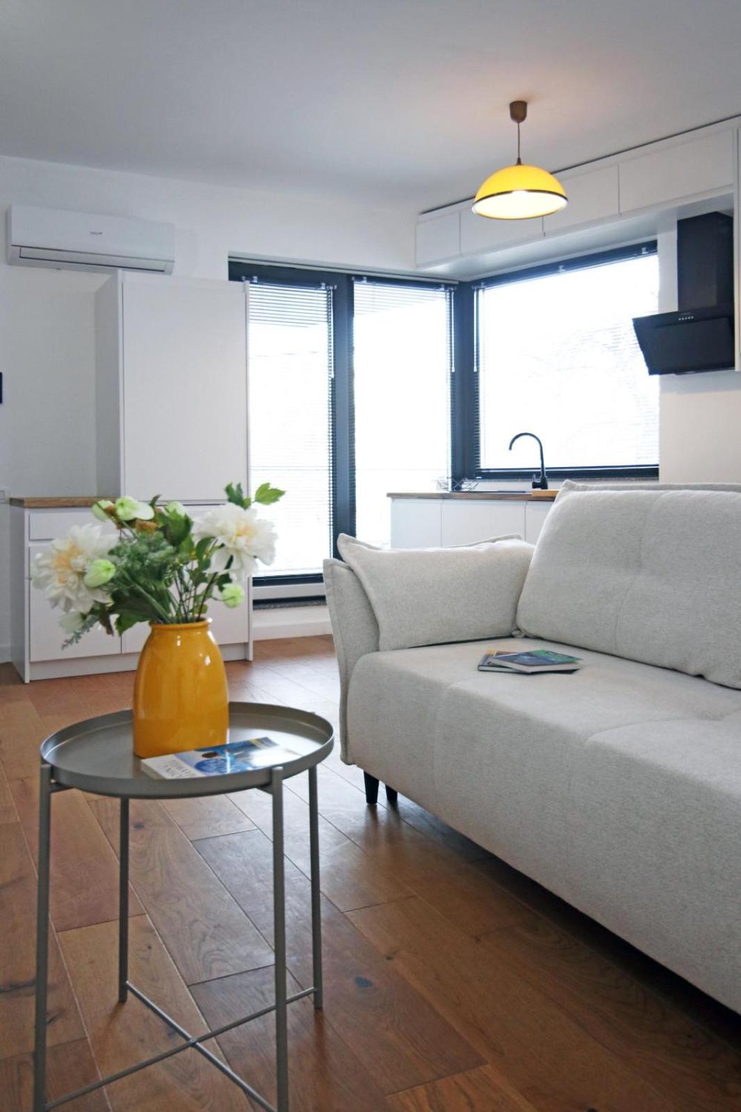 Nicolae Caramfil Apartment Bukares Bagian luar foto